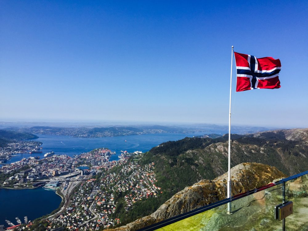 2016-05-11 14.08.10-1-ulriken-17.mai