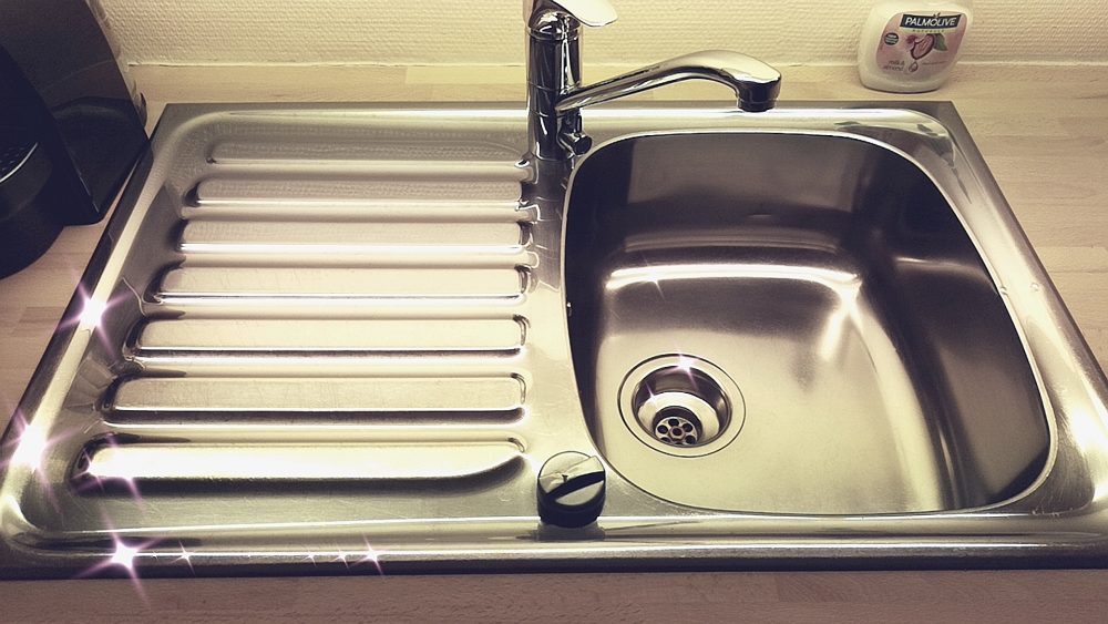 lappeteppet-ren- vask-flylady-shiny-sink